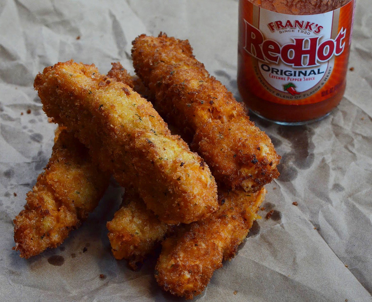 Crispy Buffalo Chicken Mozzarella Sticks Kneadmorefood 4662